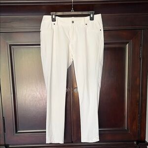 Nina McLemore 3X Dry White Pants